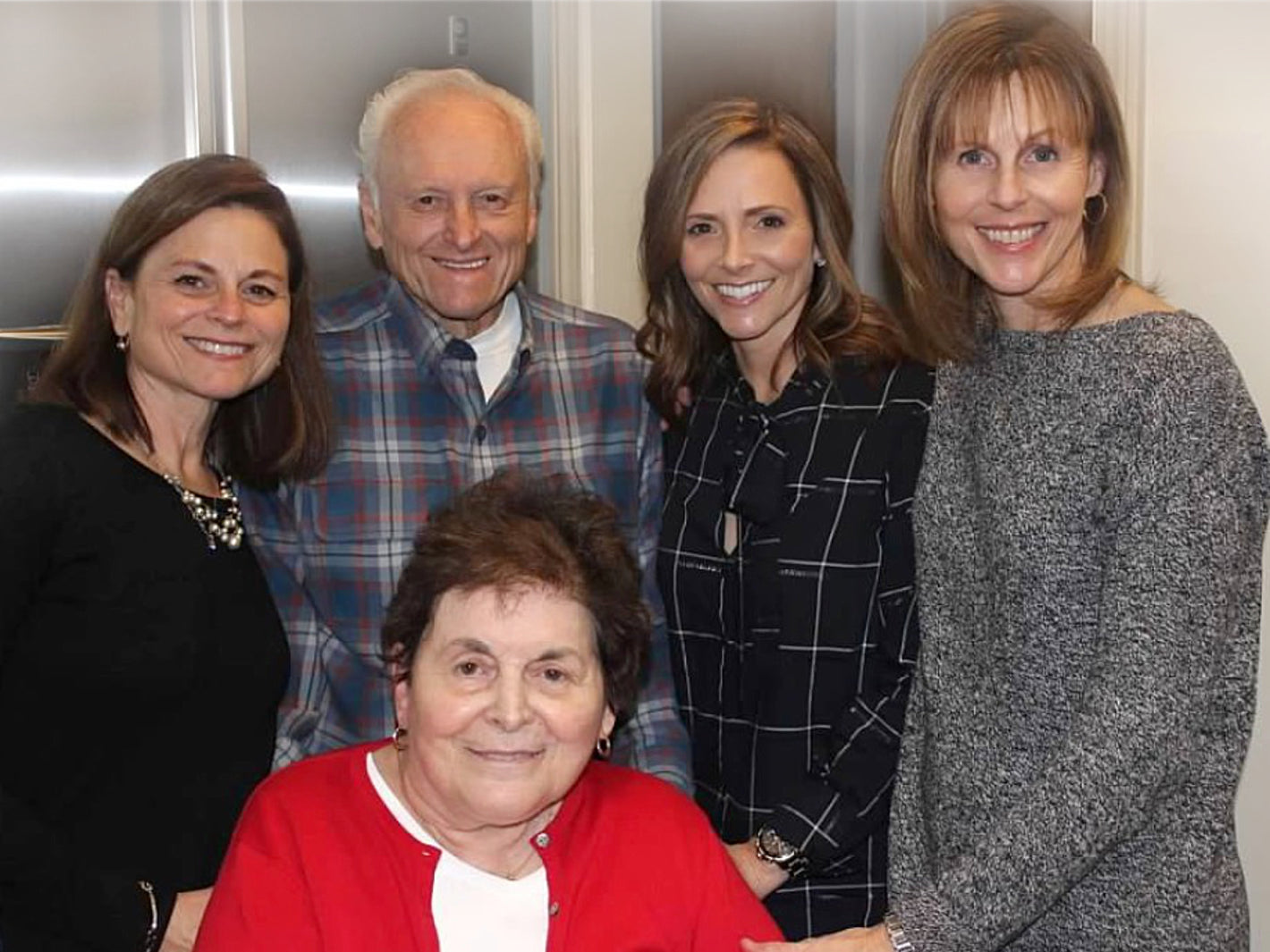 Sorelle Biscotti LLC owners, Janine, Christina and Gina with mother and father
